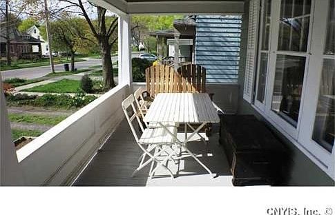 2nd image of 115 Kensington Pl