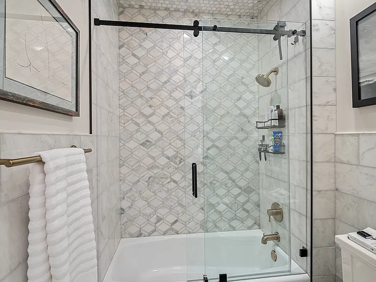 310 Arlington Ave #205 — Photo 17