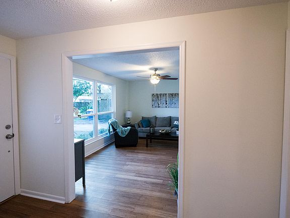 4th image of 5701 PERCH Drive N
