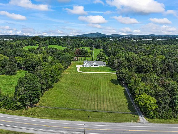 4th image of 1725 Wartrace Pike
