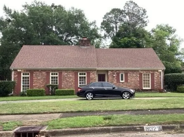 3327 Royal Carriage Dr, Montgomery, AL 36116