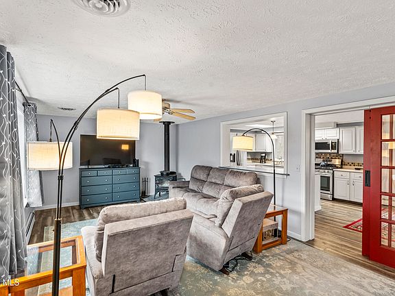 5th image of 1128 Green Corners Road