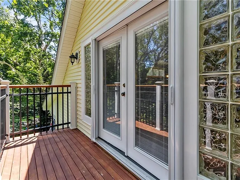 93 Kickemuit Ave — Photo 30