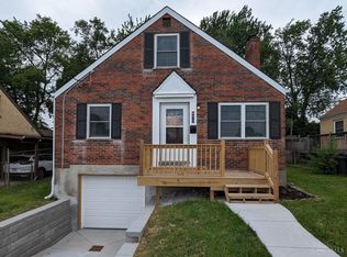 8317 Royal Heights Dr, Cincinnati, OH