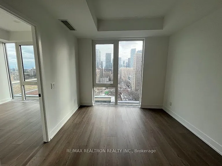 308 Jarvis St #1202 — Photo 3