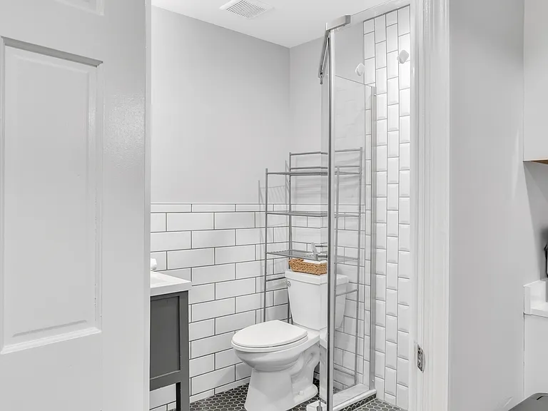 1820 Parkway #1 — Photo 4
