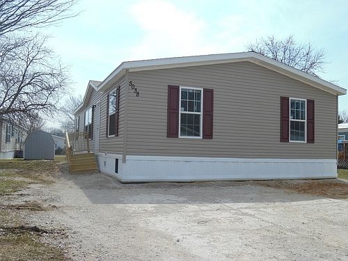 1st image of 5158 Pine Knob St