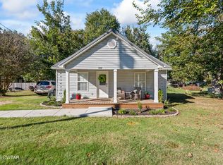 508 E Church Ave, Medina, TN 38355