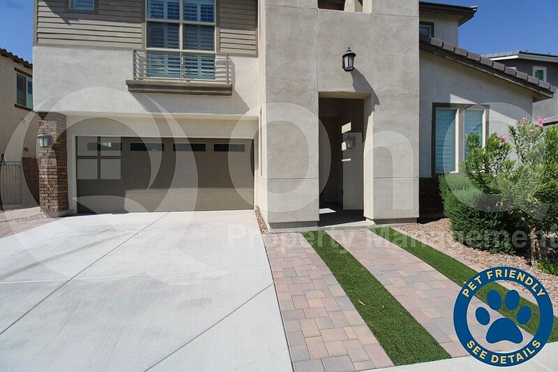 1st image of 274 E Honeysuckle Pl
