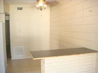 3rd image of 226 Concord Dr