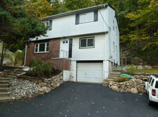 438 Macopin Rd, West Milford, NJ 07480