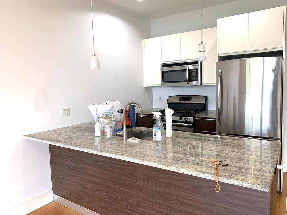 1st image of 806 Bergen St #3K