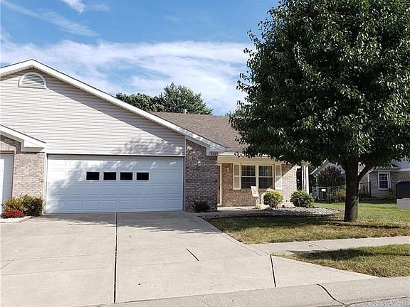 2nd image of 522 Cresthaven Dr