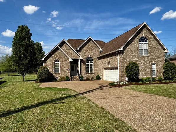 122 Tamaras Way, Hendersonville, TN 37075