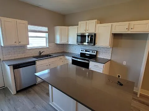 225 S Abilene Ave