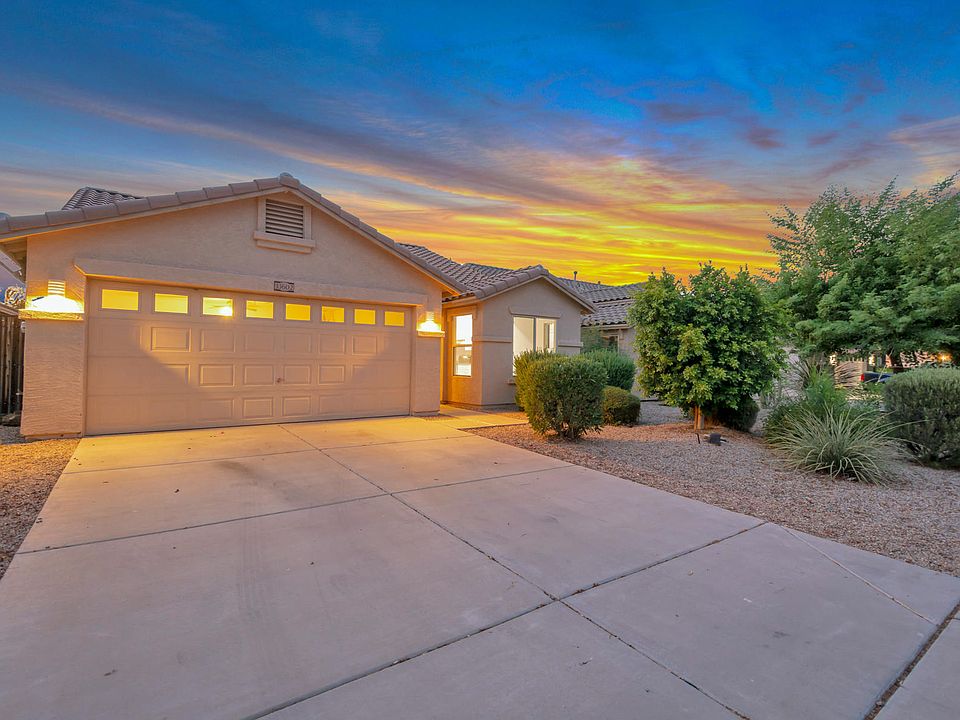1st image of 33602 N Roadrunner Ln