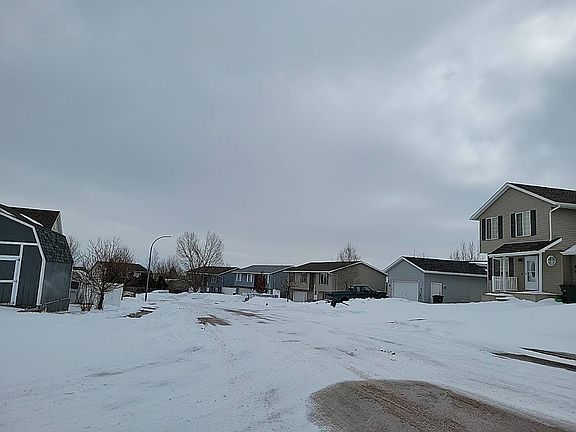 4th image of 1219 Middle Fork Dr