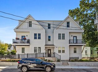 8 Oakhurst St #4, Dorchester Center, MA 02124