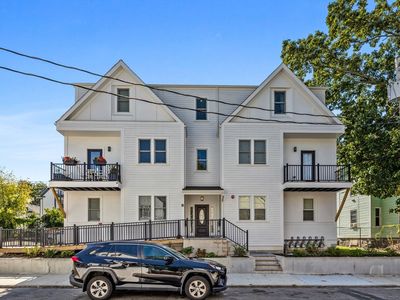 8 Oakhurst St #4, Dorchester Center, MA, 02124