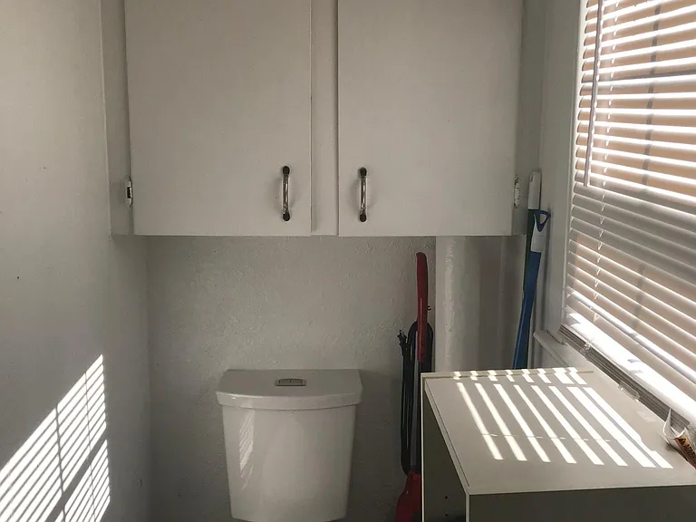 515 Foote St SW #4 — Photo 12