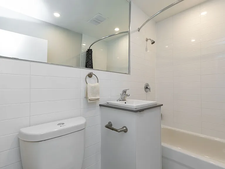 161 Wilson Ave — Photo 7