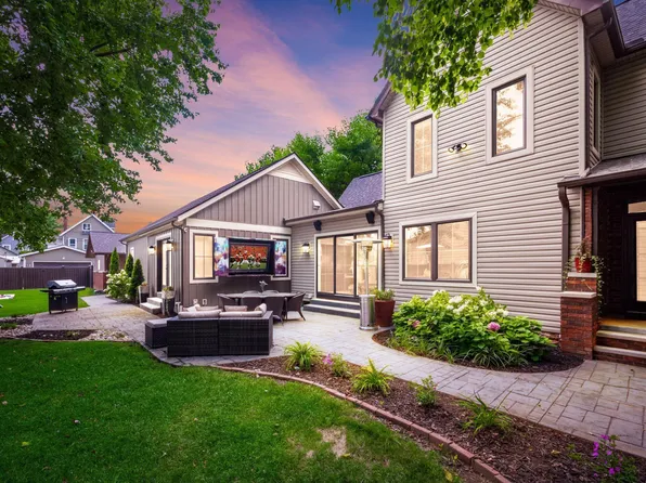 487 E Beck St, Columbus, OH 43206