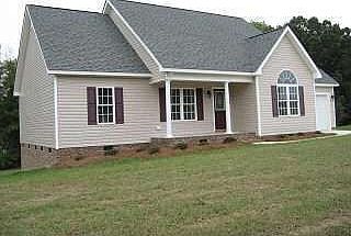 2nd image of 40 Harley Ct