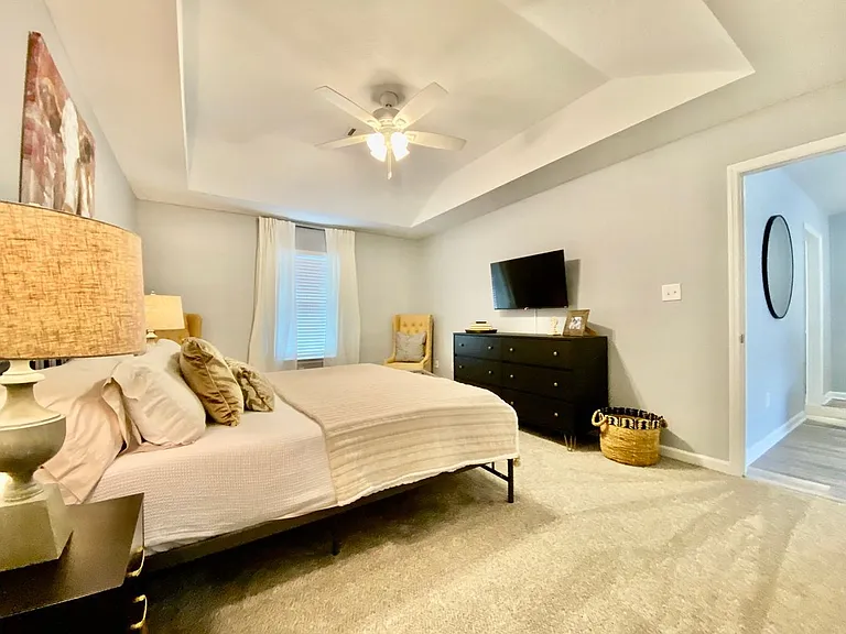 645 Brook Trl — Photo 4