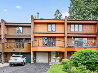 3 Birchdale Ave #D, Ottawa, ON K2H 5A1