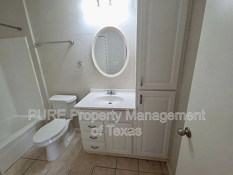 9611 Covey Ridge Ln — Photo 12