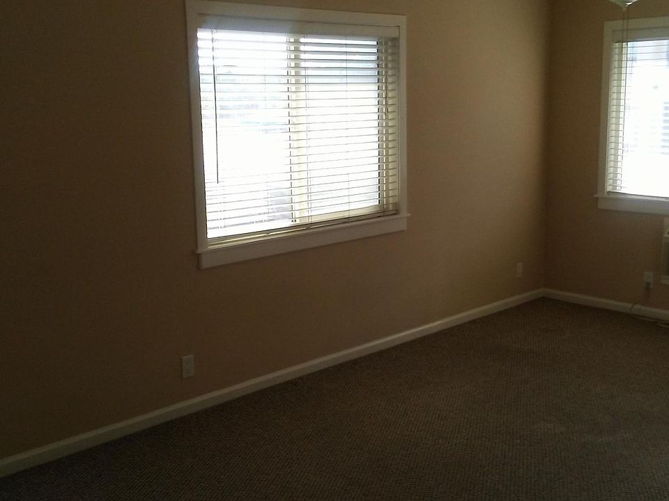 1st image of 429 N Hill Ave #2A