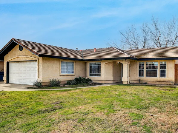 2693 Elsinore Street, Tulare, CA 93274