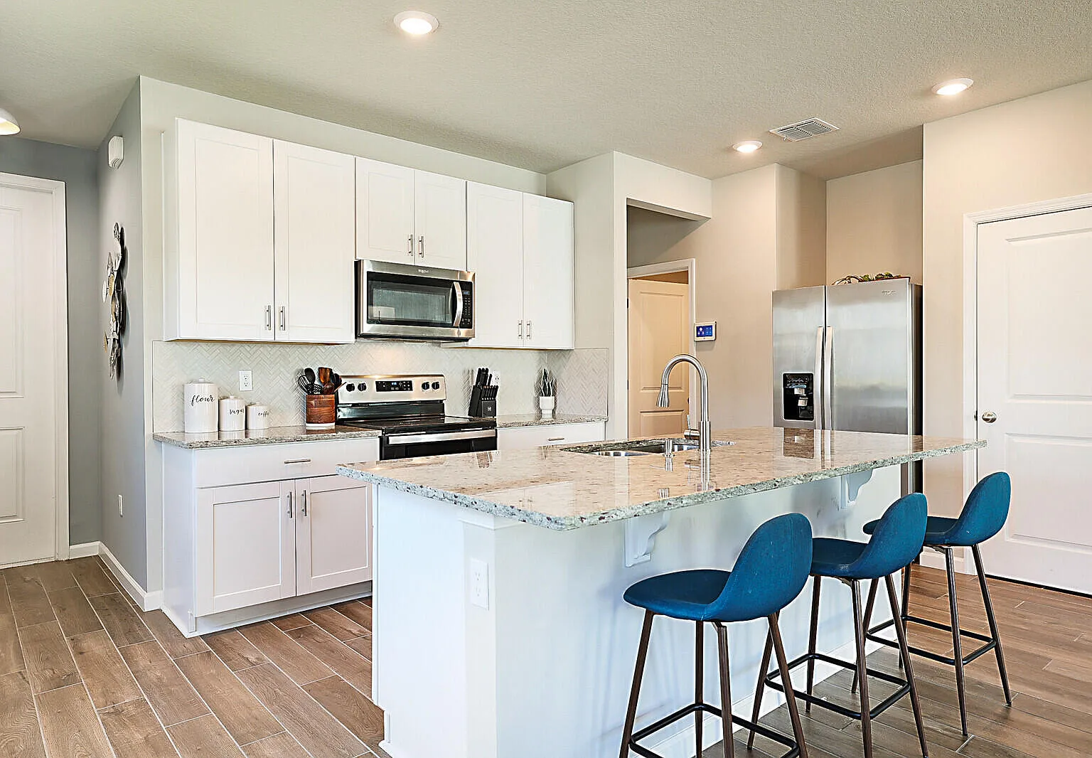 3 bed, 2.5 bath, 1804 sqft, $2,800 — Photo 4