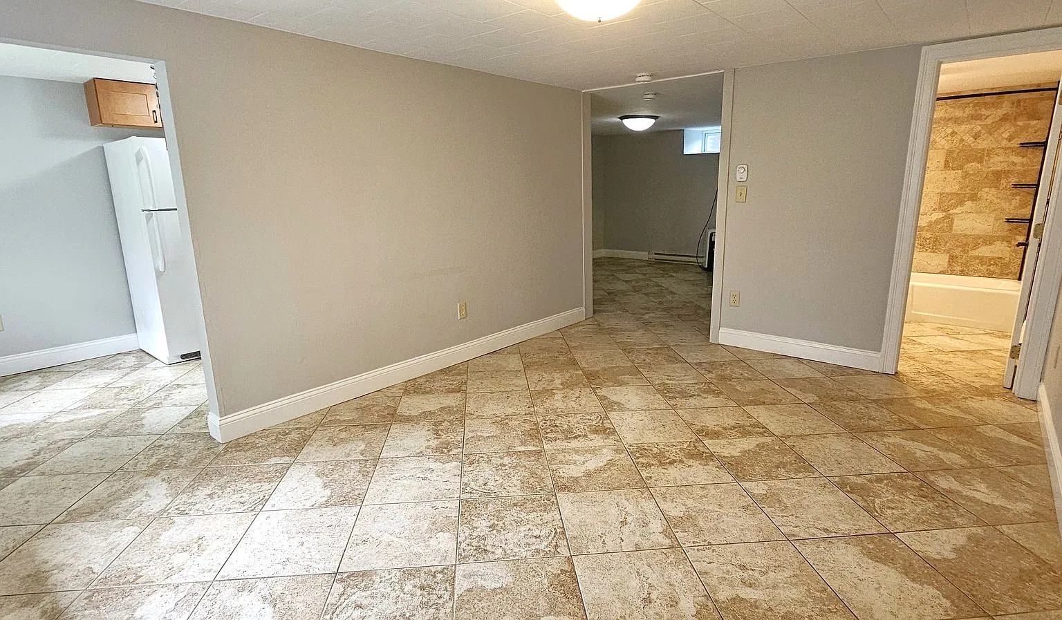 86 Marble Ave — Photo 3