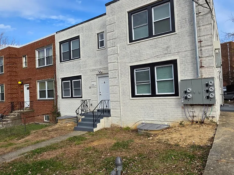 408 Chaplin St SE #3 — Photo 21