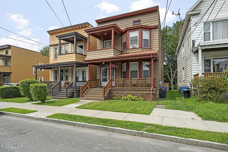 2nd image of 8 Wilkins Avenue