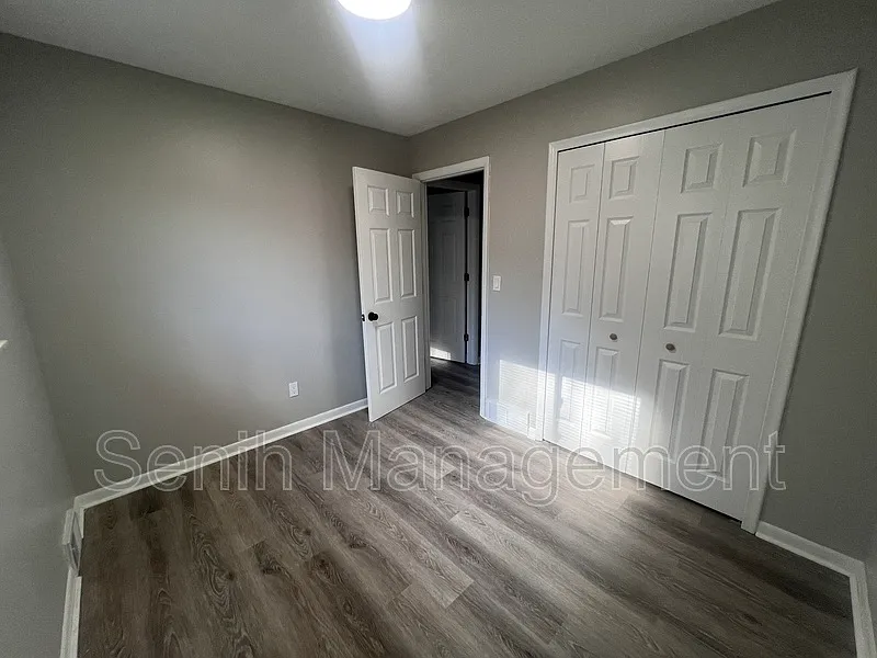 3 bed, 2.0 bath, 1060 sqft, $1,595 — Photo 4