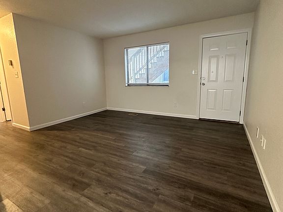 2nd image of 1304 Centreville Ave APT A