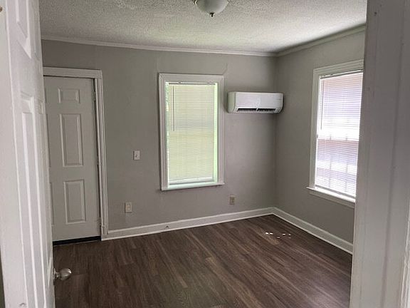 2nd image of 3448 Carrington Rd #3448