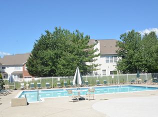 27 Gordon Cir, Parsippany, NJ