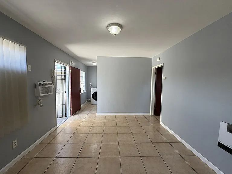 1283 N Sierra Way #1283 — Photo 10