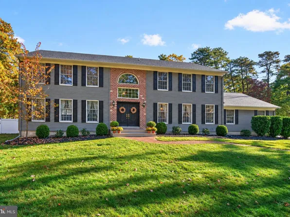 9 Downe Cir, Medford, NJ 08055