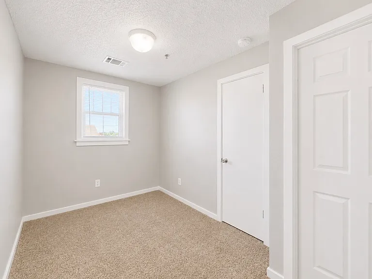 727 Culbertson Dr #122 — Photo 6