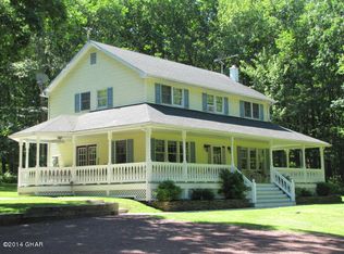 19 Tamarack Ln, White Haven, PA 18661