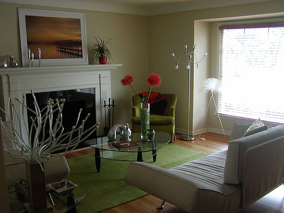 5th image of 2281 W Lincoln Ave