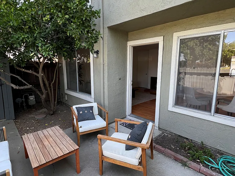 4861 Mintwood Ct — Photo 21