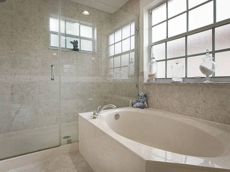 9061 Dupont Pl — Photo 22