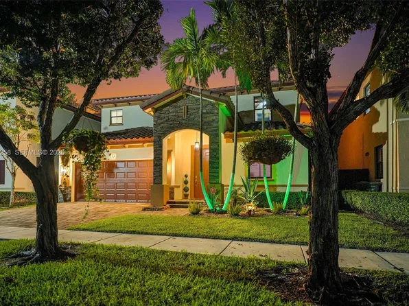 122 NE 27th Ave, Homestead, FL 33033
