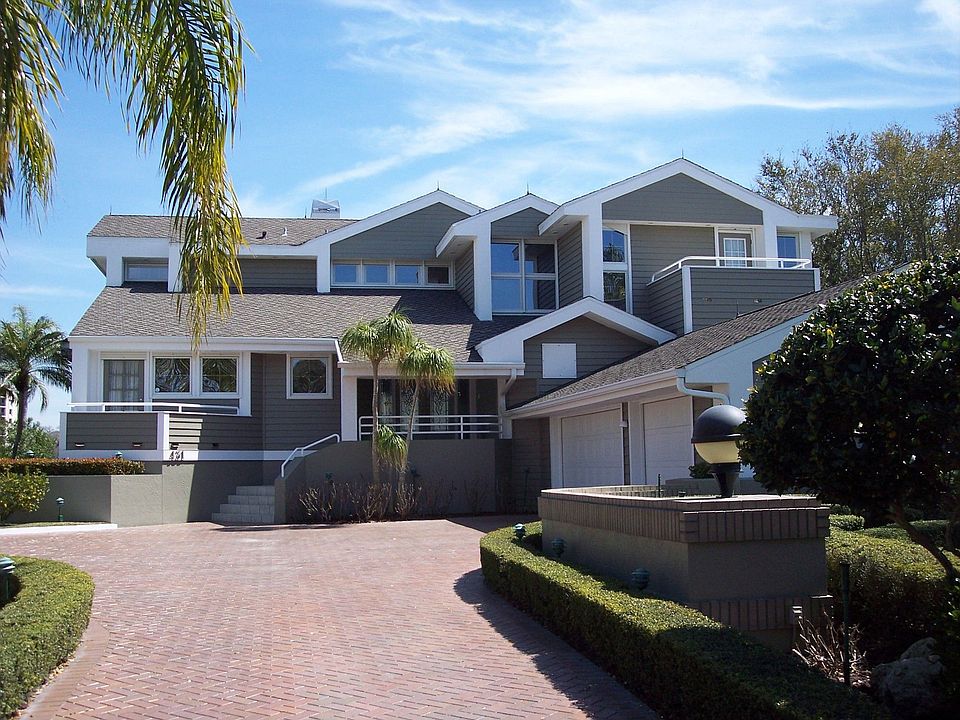 Front View of Home
