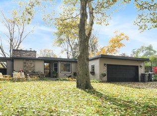 3418 Devon Dr NE, Grand Rapids, MI